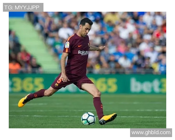 点球大战的精彩瞬间与战术解析揭示足球比赛中的决胜时刻